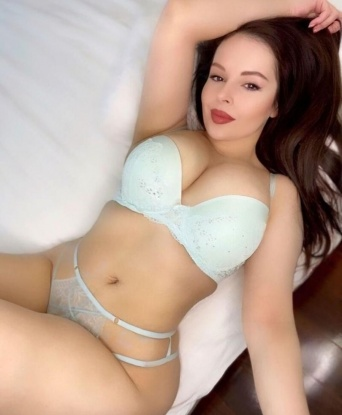 Елена, 25 лет, 3 размер груди